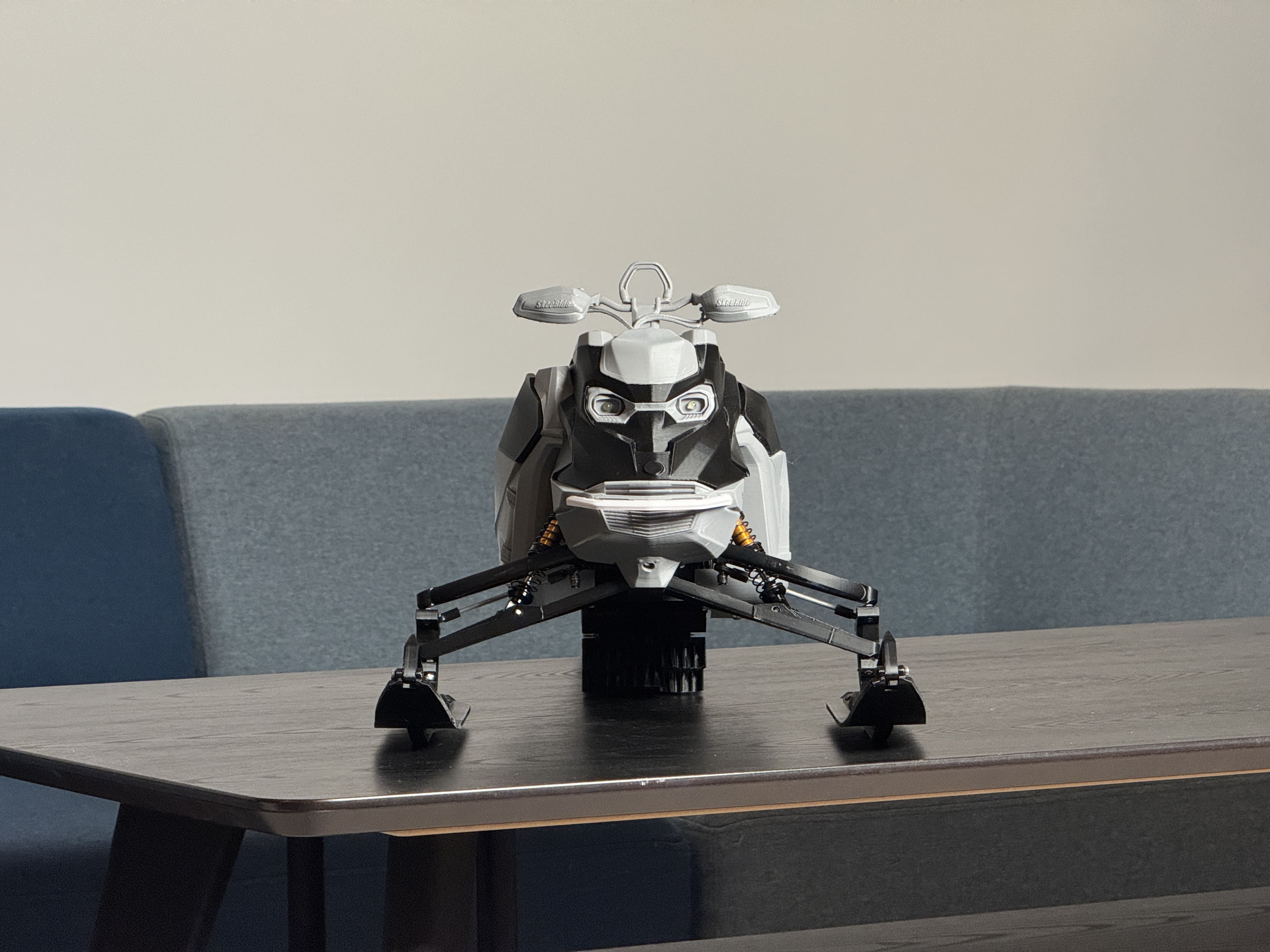 RC snowmobile chassis detail