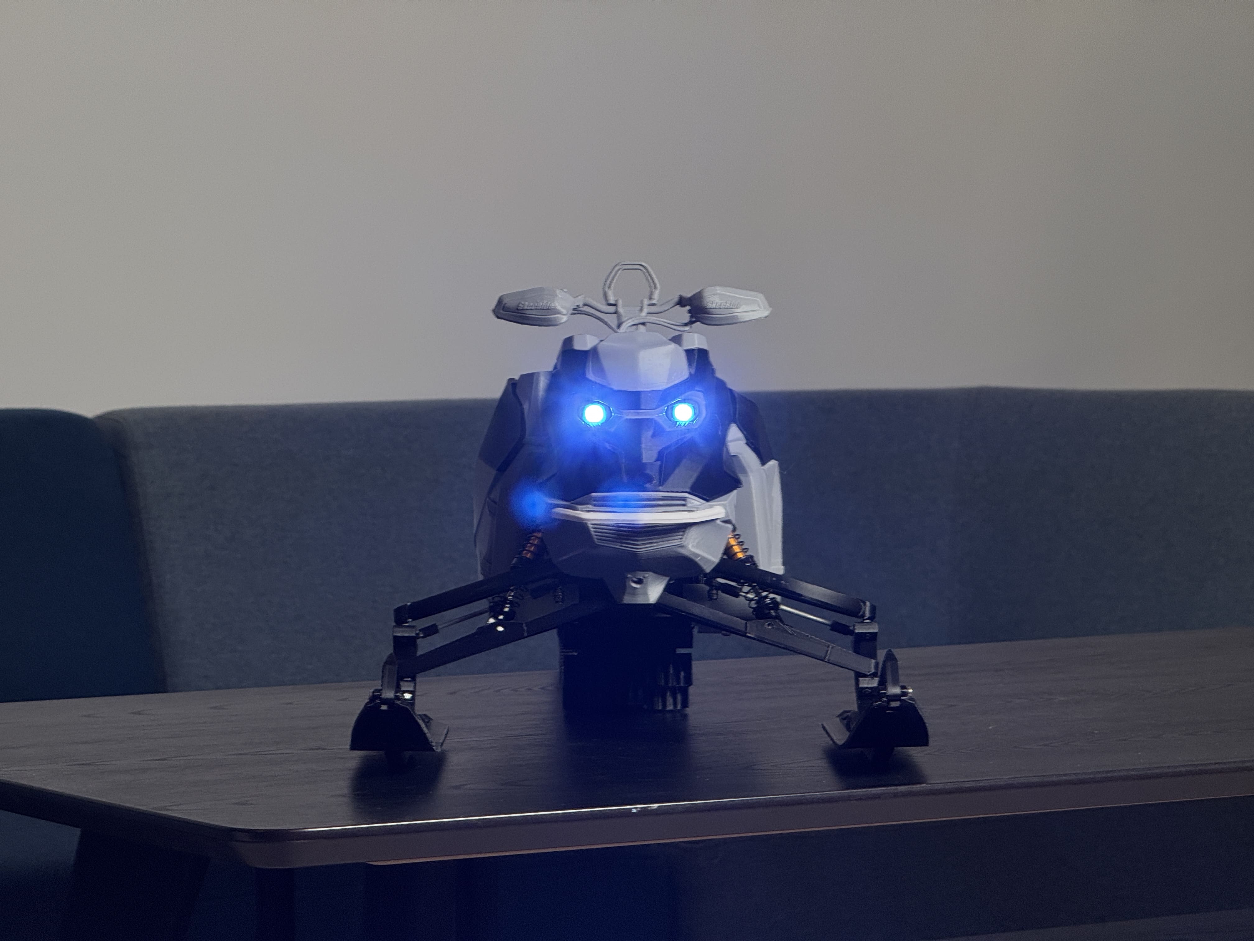 Suspension and track detail